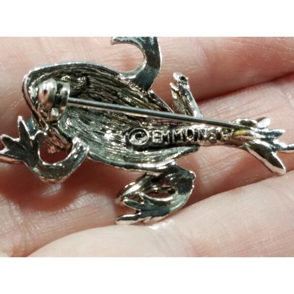 Vintage Emmons Frog Brooch Silver Tone Turquoise Eyes 1970s Book Piece Pin - Picture 6 of 10